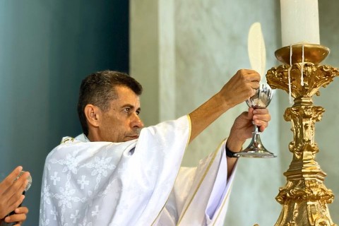 O amor que se entrega até o fim: a vivência da Semana Santa em nossa Paróquia