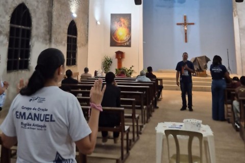 Unidos pela fé, restaurados pelo amor de Deus